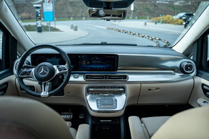 Mercedes V-Class